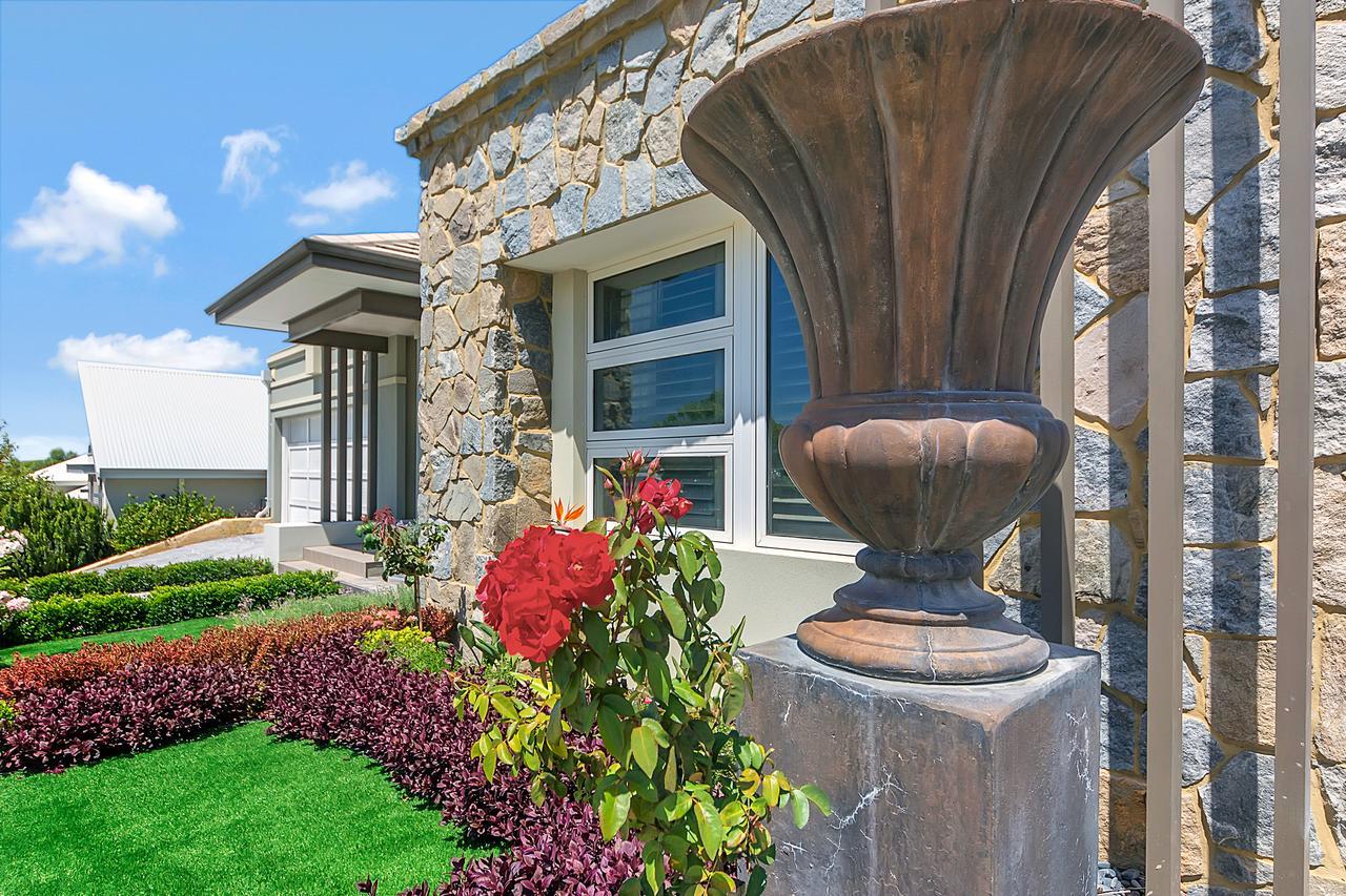 Lavender Manor Bnb Panzió Alkimos Kültér fotó